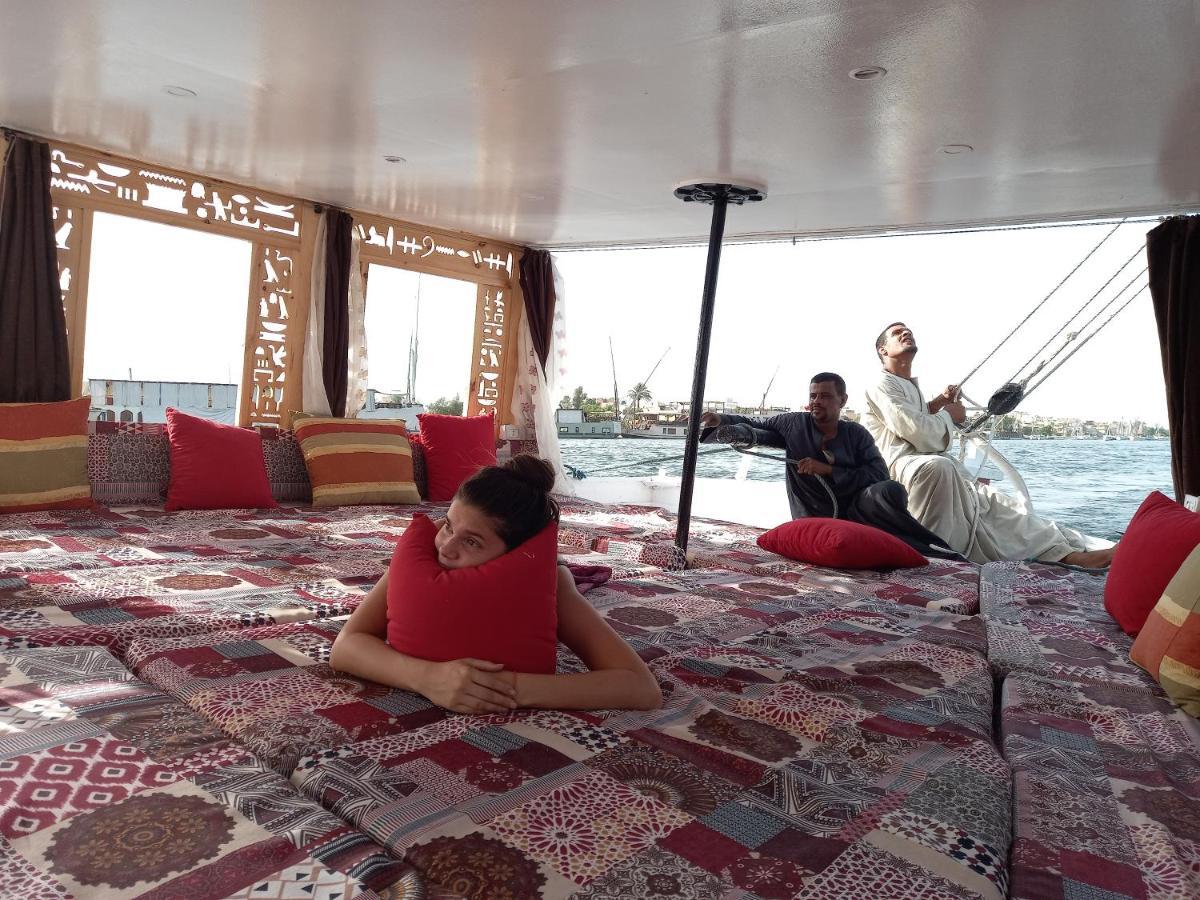 Nile Sunrise Boat for Private Rental Luxor Exterior foto