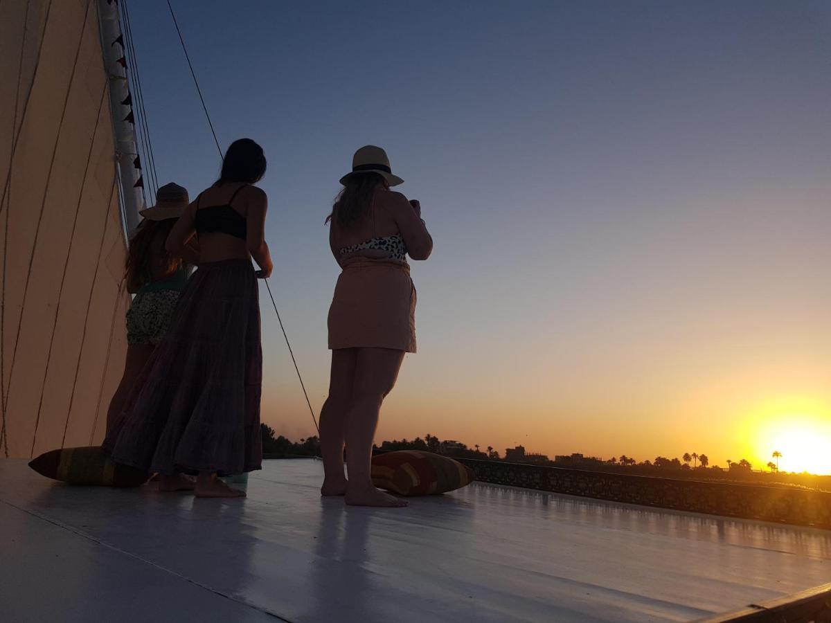 Nile Sunrise Boat for Private Rental Luxor Exterior foto