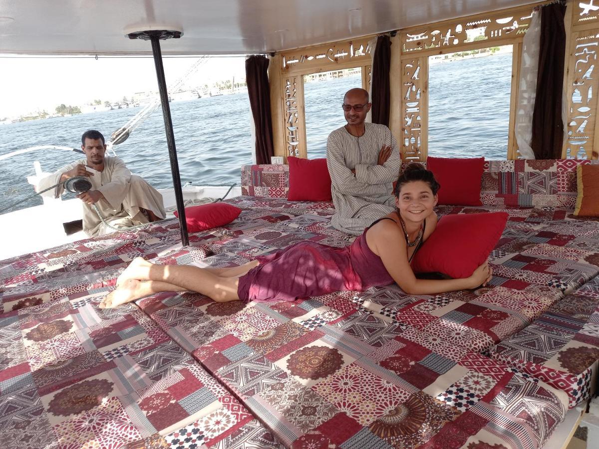 Nile Sunrise Boat for Private Rental Luxor Exterior foto
