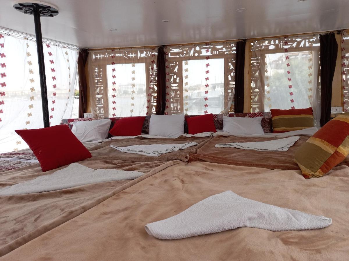 Nile Sunrise Boat for Private Rental Luxor Exterior foto