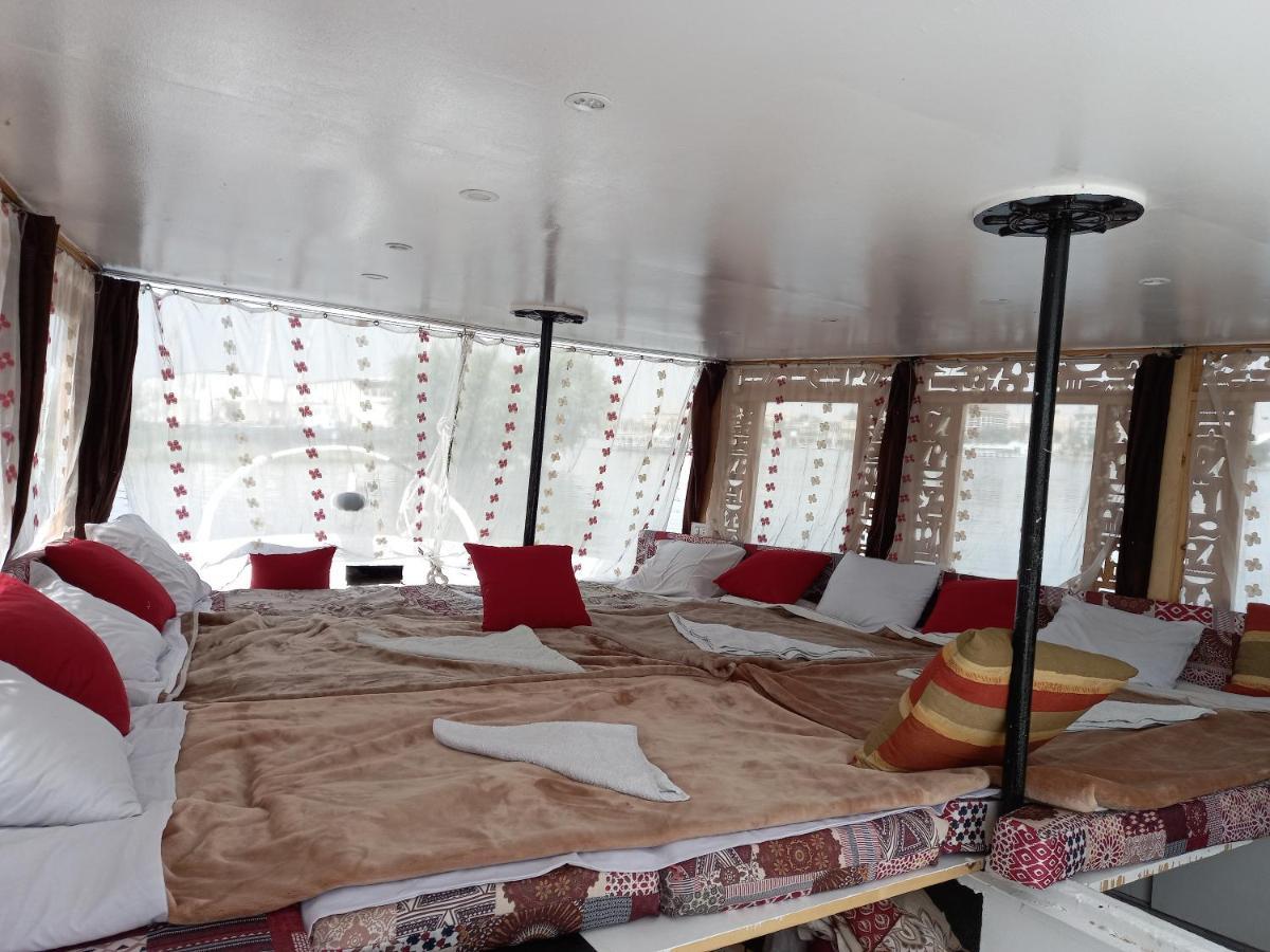 Nile Sunrise Boat for Private Rental Luxor Exterior foto