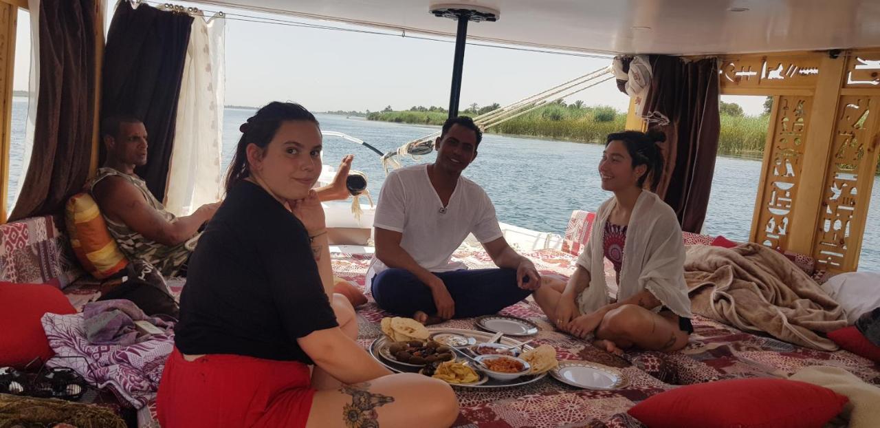 Nile Sunrise Boat for Private Rental Luxor Exterior foto