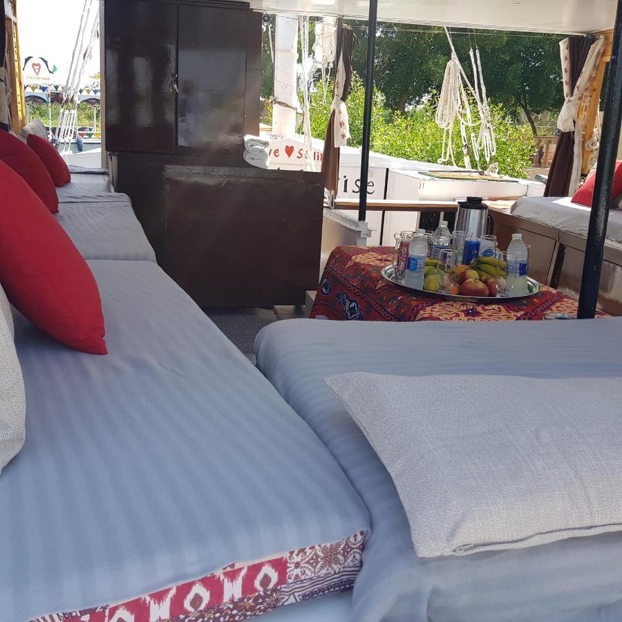 Nile Sunrise Boat for Private Rental Luxor Exterior foto
