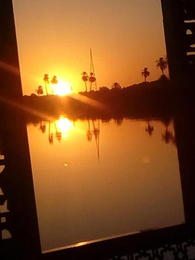 Nile Sunrise Boat for Private Rental Luxor Exterior foto
