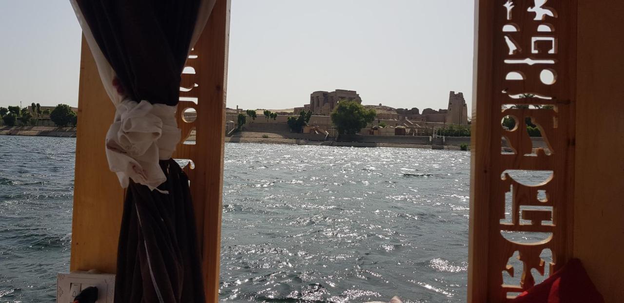 Nile Sunrise Boat for Private Rental Luxor Exterior foto