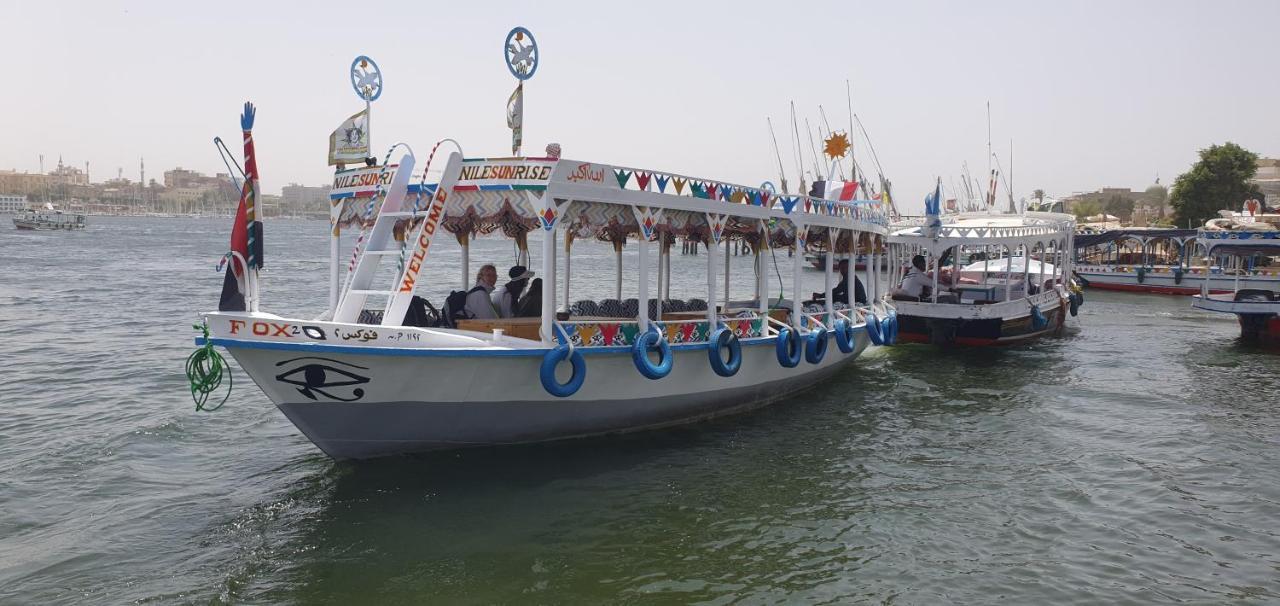 Nile Sunrise Boat for Private Rental Luxor Exterior foto