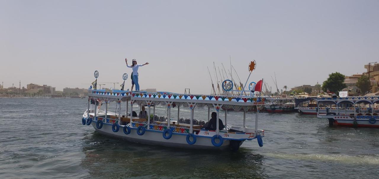 Nile Sunrise Boat for Private Rental Luxor Exterior foto